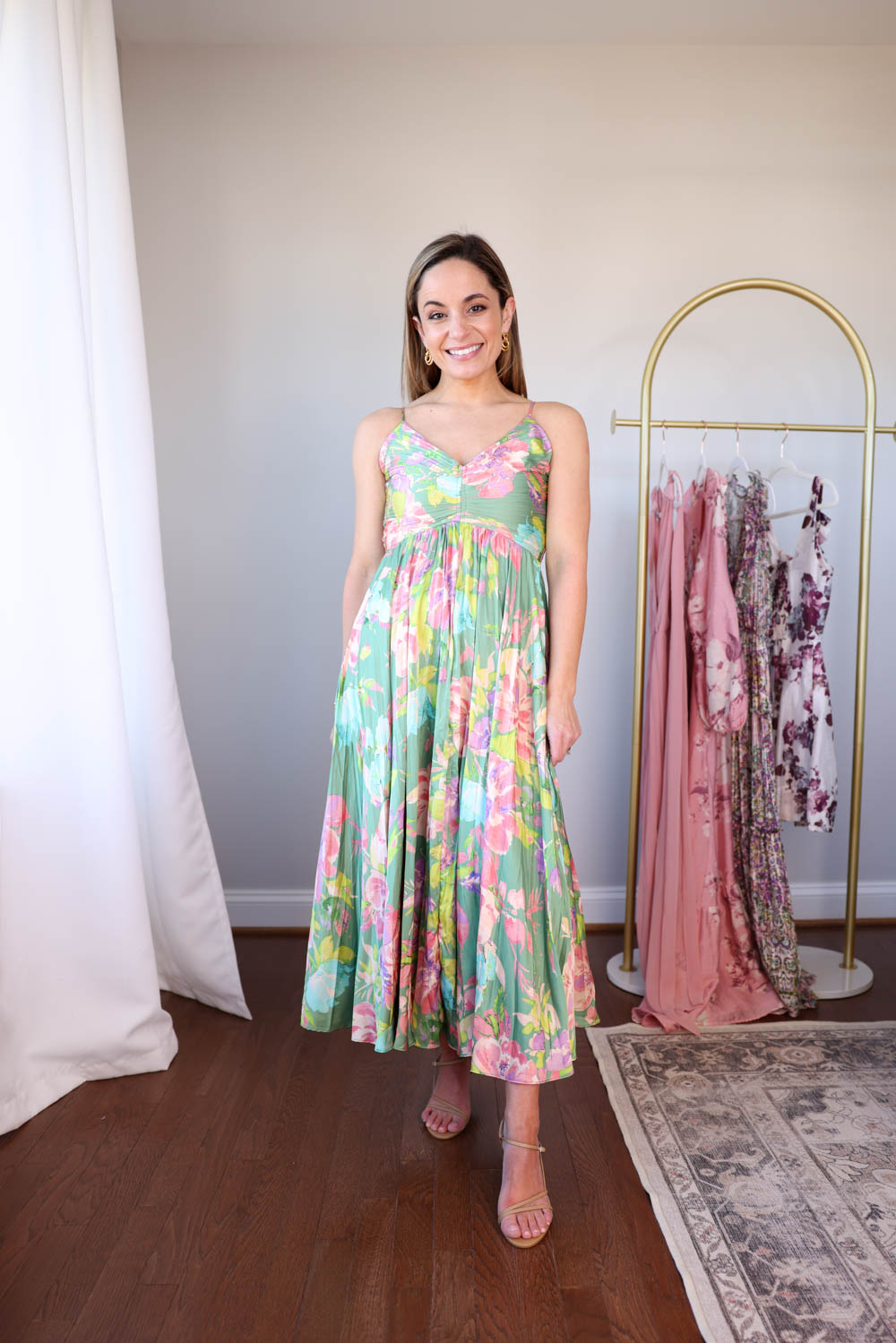 Petite-friendly wedding guest dresess | spring event dresses | petite-friendly dresses | spring dresses | wedding guest dresses