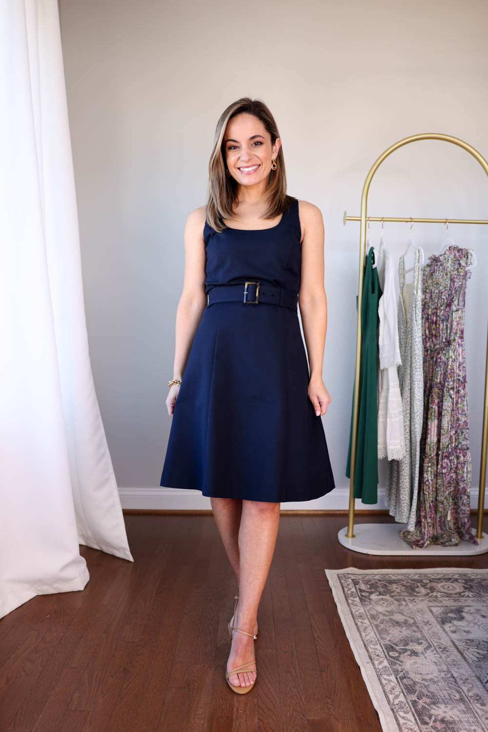 Petite-friendly spring dresses | petite style | spring outfits | navy dress | graduation dresses