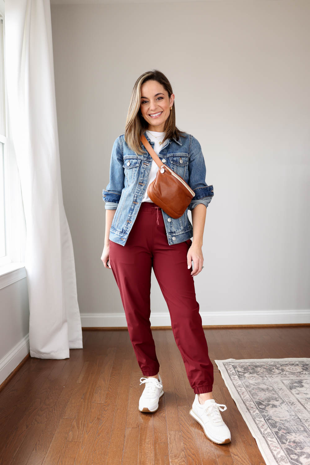 Petite-friendly joggers via pumps and push-ups blog | petite style | petite fashion | petite activewear 