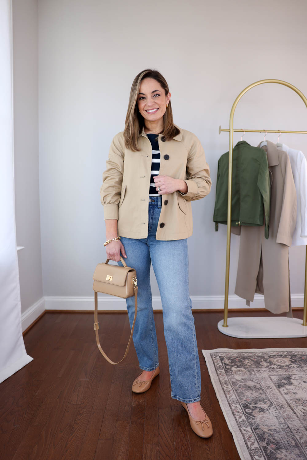 Petite-friendly cropped trench coat via pumps and push-ups blog | spring jackets via pumps and push-ups blog | spring outfits | spring jackets | lightweight jackets 