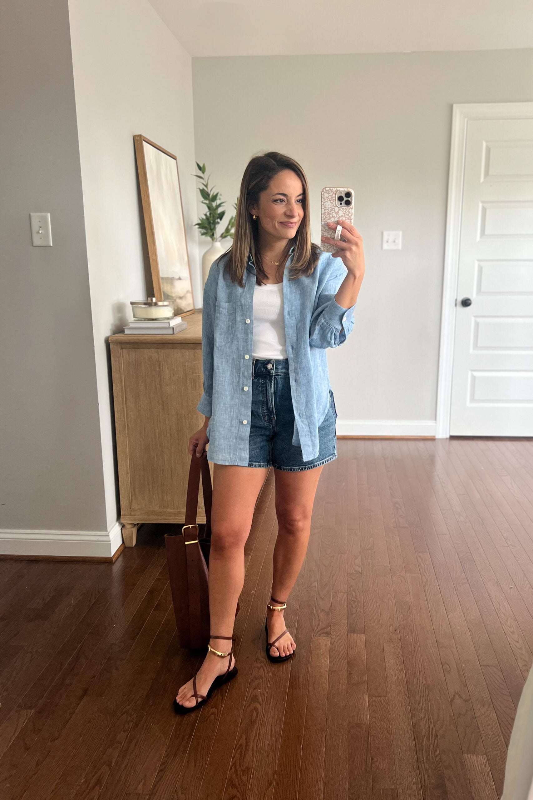 Mid-length denim shorts  | Madewell shorts reviews | petite-friendly shorts | petite fashion 