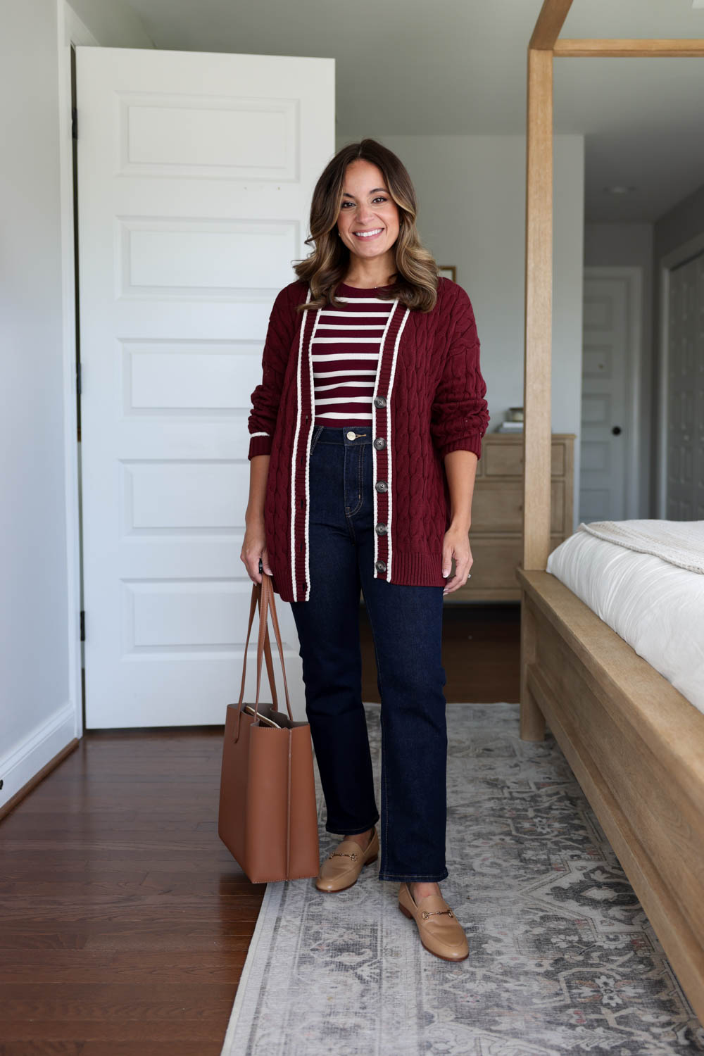 Petite-friendly outfit ideas for teachers | outfits for teachers with jeans | petite friendly outfits