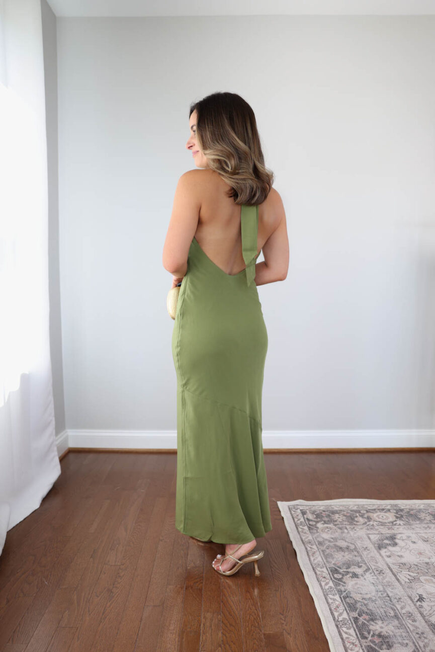 Petite-friendly wedding guest dress | halter wedding guest dress | cowl neck wedding guest dress | petite-fashion | petite-friendly dresses