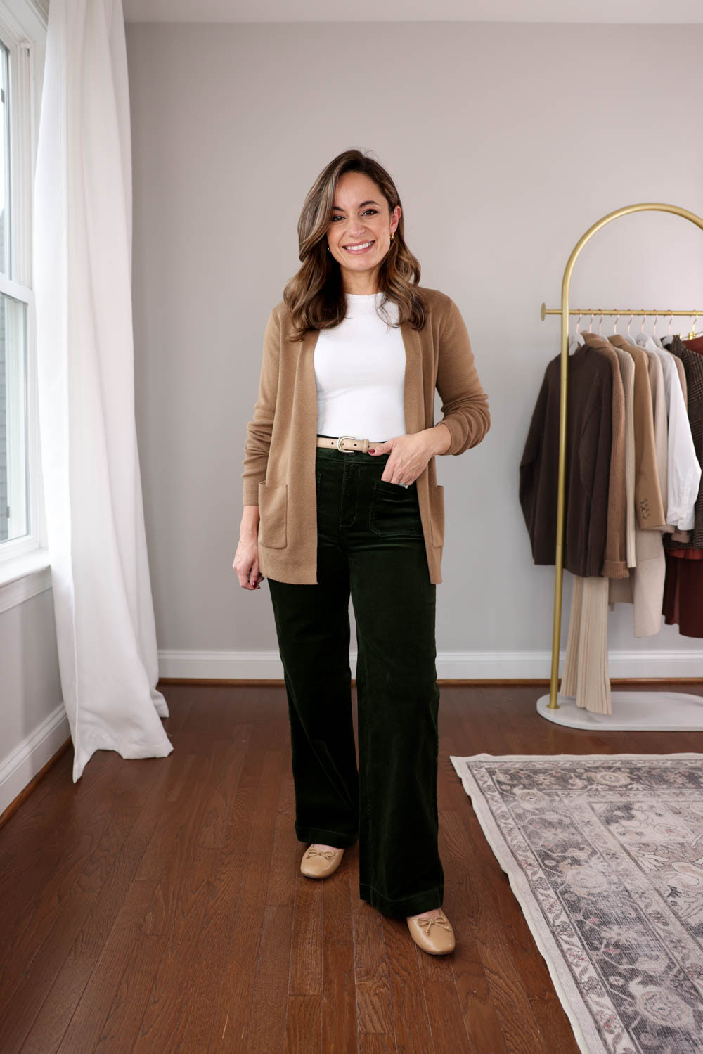 Petite-friendly cadigan from Kohl's via Pumps and Push-Ups blog | petite-friendly layers for the office under $60