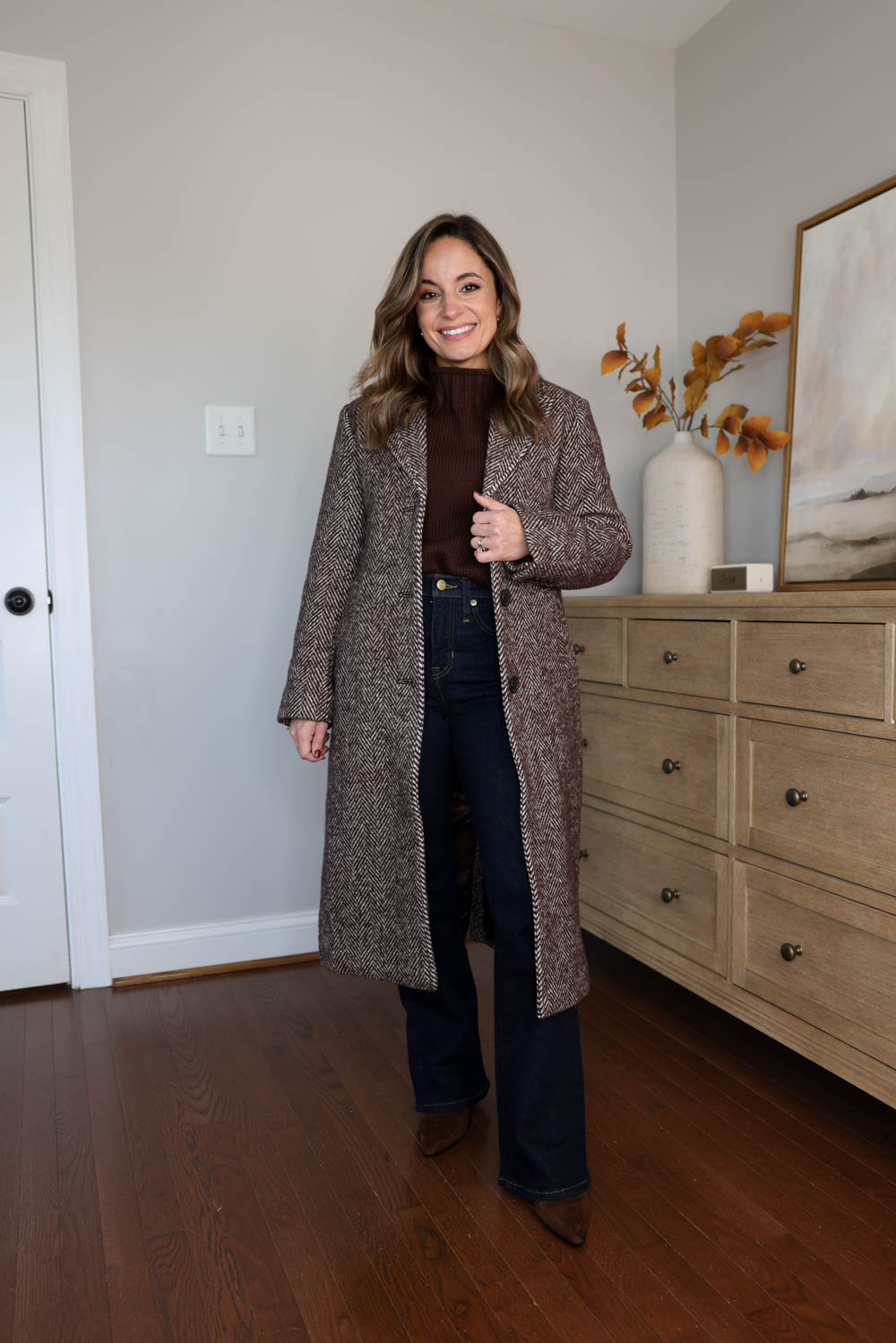 Brooke of Pumps and Push-Ups wearing the Abercrombie Wool-Blend Tailored Topcoat in herringbone — a long, petite-friendly wool coat with a classic tailored fit, styled for fall and winter petite outfits | a petite friendly review of winter topcoats