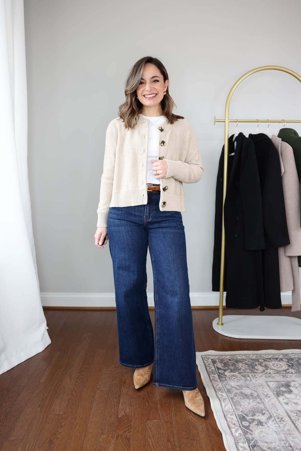 My top five petite-friendly sweaters from Quince via petite style blog Pumps and Push-Ups | petite-friendly fashion | winter outfits | petite-friendly Quince finds 