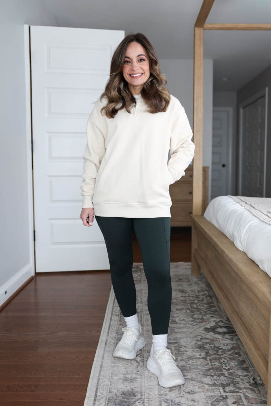 petite-friendly fleece leggings | winter activewear | petite friendly activewear