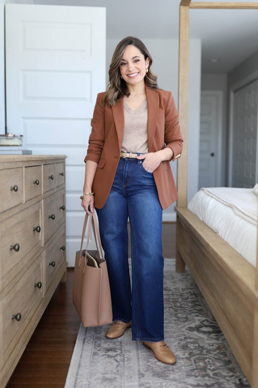 Outfit ideas for work with jeans via pumps and push-ups blog | petite-friendly jeans for work | ways to wear jeans to work