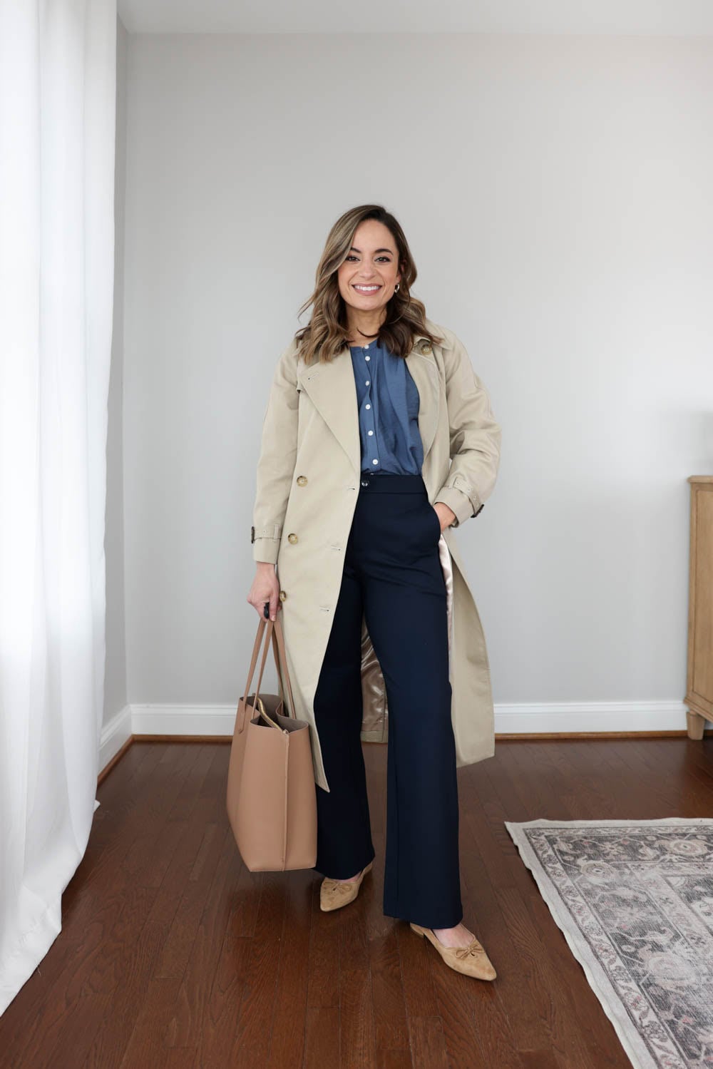 Petite workwear capsule wardrobe with 10 pieces styled into 15 office outfit ideas