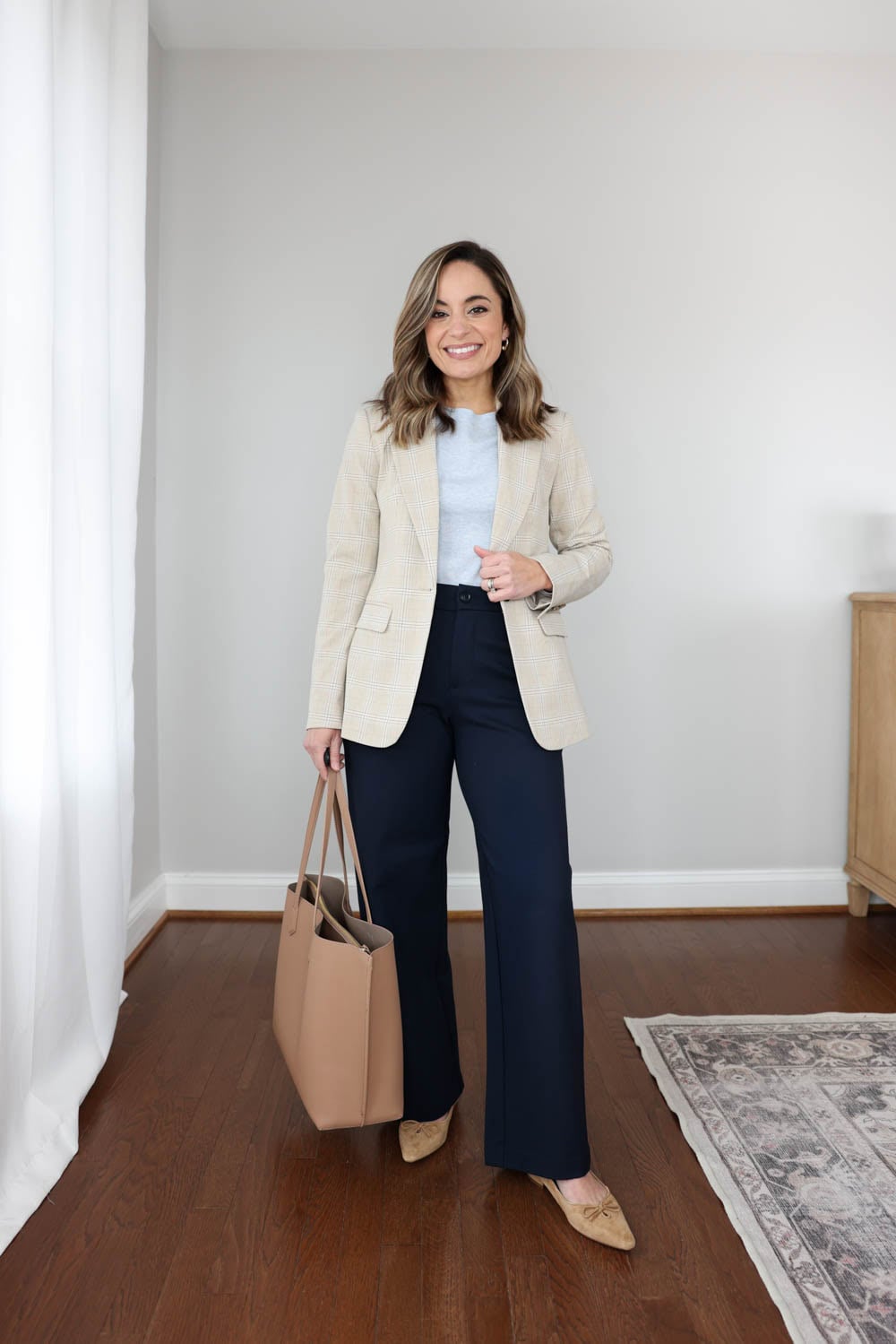 Petite workwear capsule wardrobe with 10 pieces styled into 15 office outfit ideas