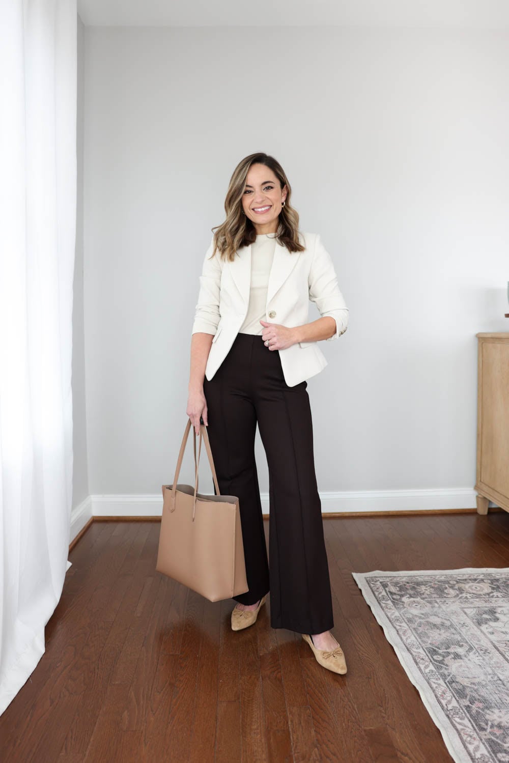 Petite workwear capsule wardrobe with 10 pieces styled into 15 office outfit ideas