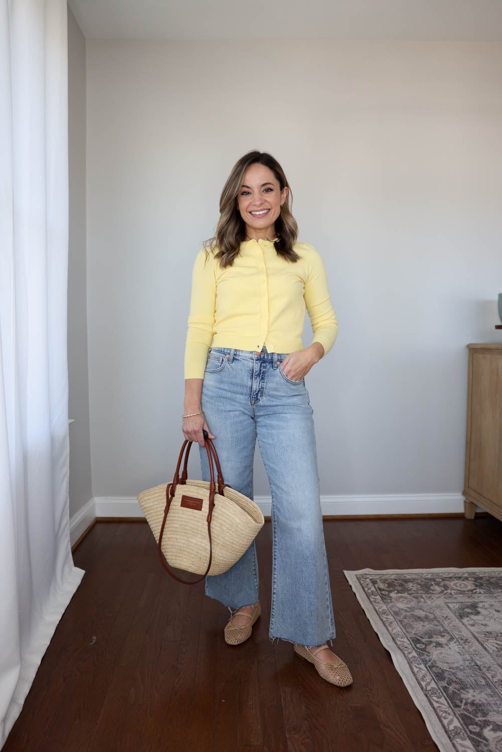 petite spring outfit from a 10-piece capsule wardrobe | spring outfit with jeans and a yellow cardigan