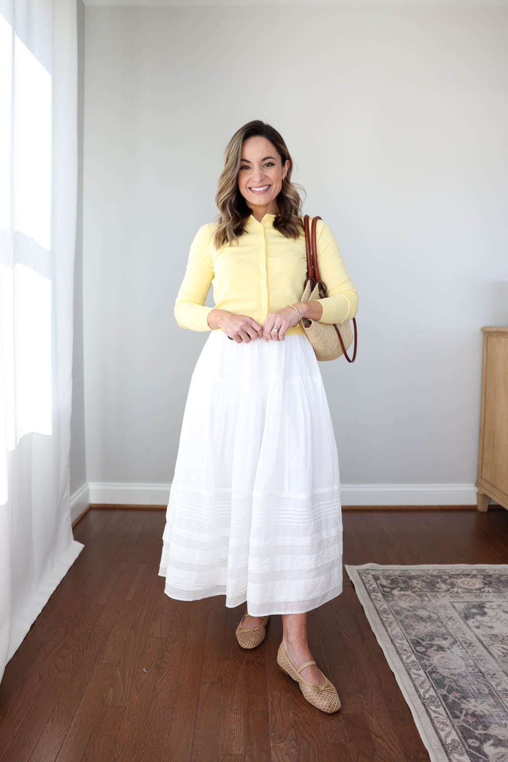 Six simple outfit combinations for spring via pumps and push-ups blog | maxi skirt outfit | cotton maxi skirt