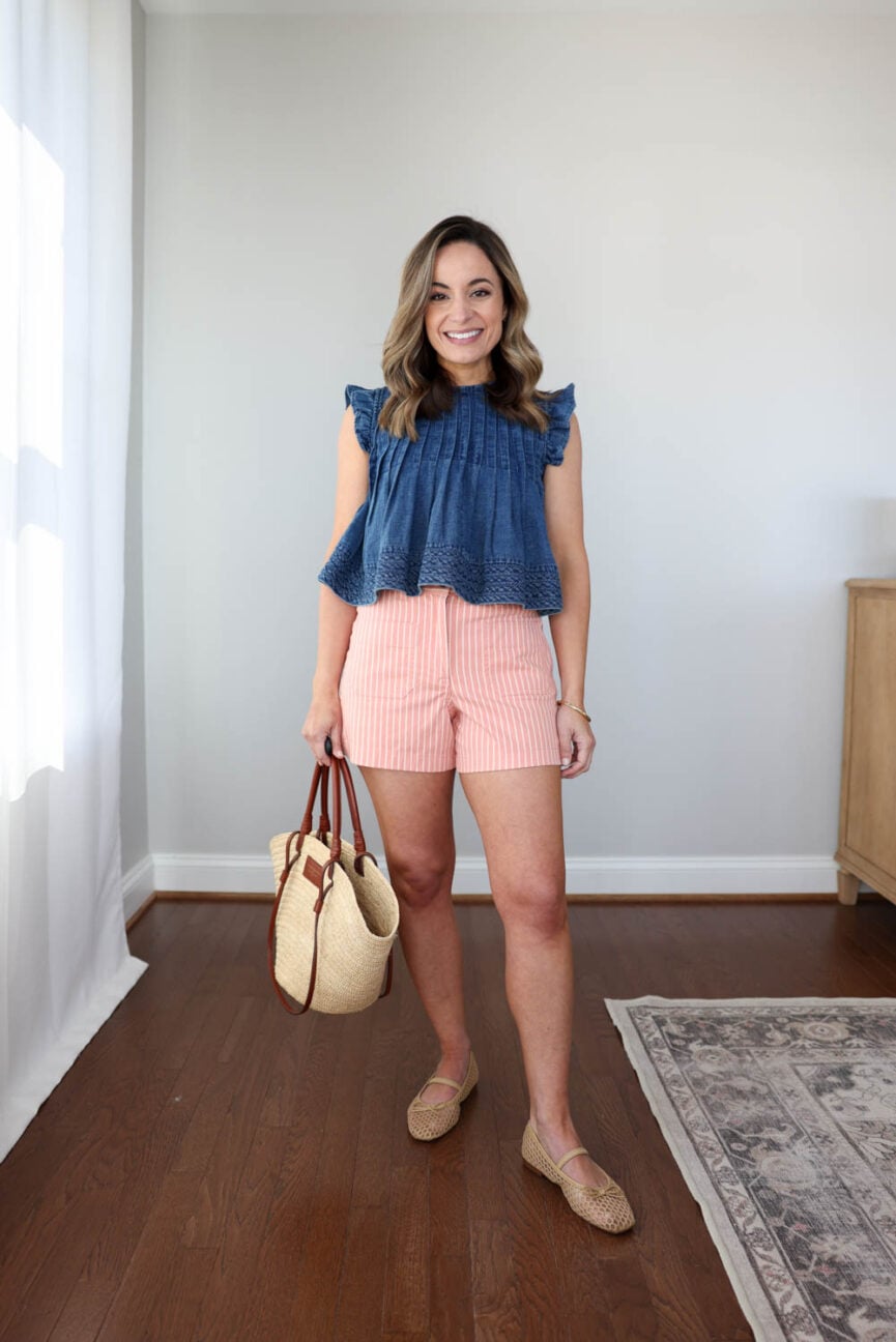 Petite-friendly shorts | chino shorts for petites | pink shorts for petites | cotton shorts outfits