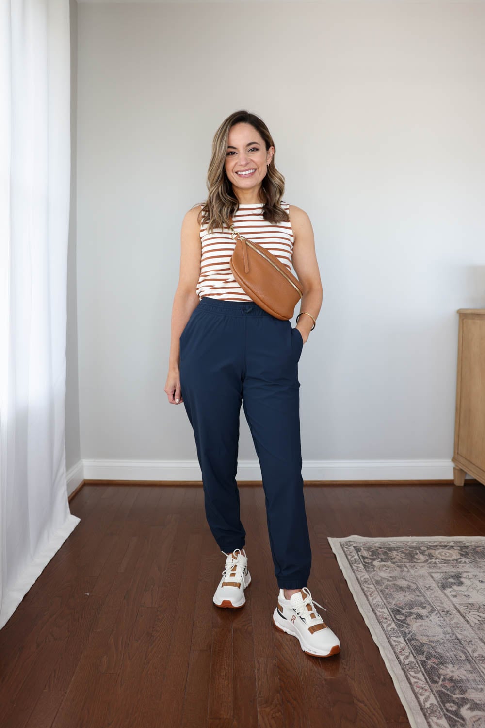 Petite-friendly capsule wardrobe with activewear bottoms | petite joggers styled in a spring and summer capsule wardrobe | petite friendly outfits | joggers for petites