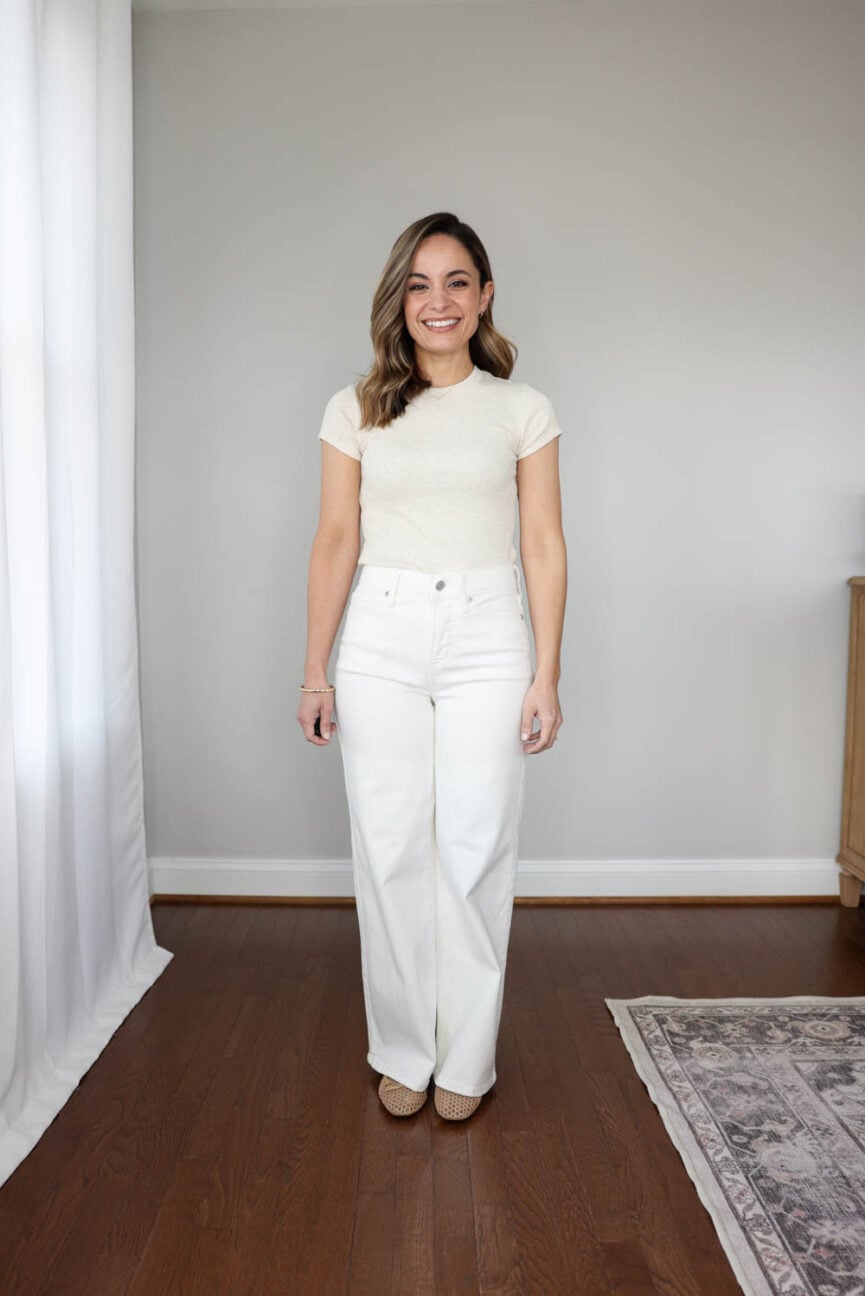 Petite-friendly white jeans | BR Factory jeans review via pumps and push-ups blog | petite-friendly jeans | white jeans 