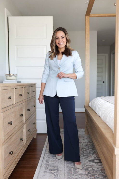 Petite-friendly outfits for work with navy pants | navy pants for petites | outfits for work for petites