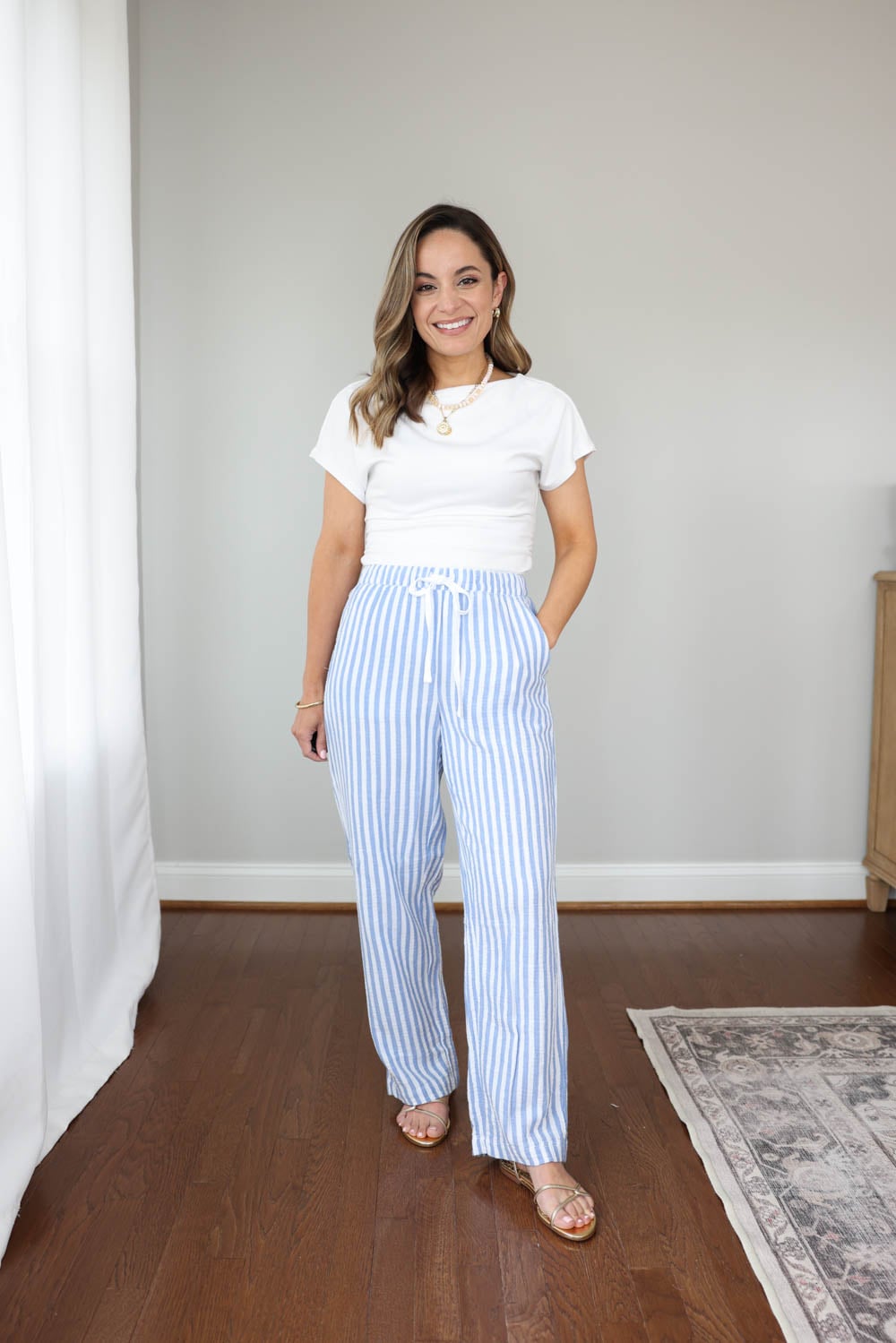 Petite-friendly summer pants | petite fashion | cotton summer pants for petites 