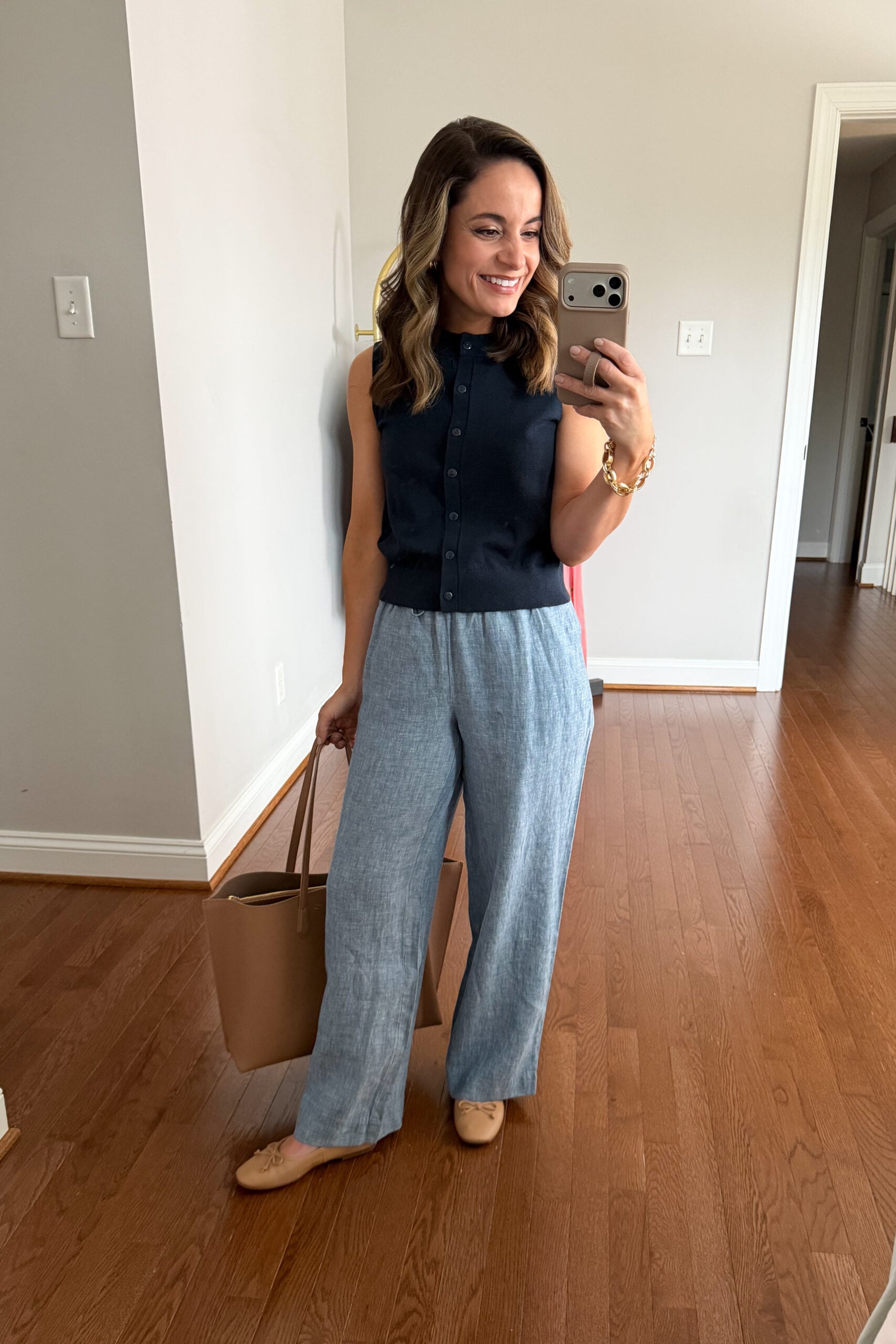 Petite-friendly business casual outfit for summer | petite-friendly business casual outfits | petite style 
