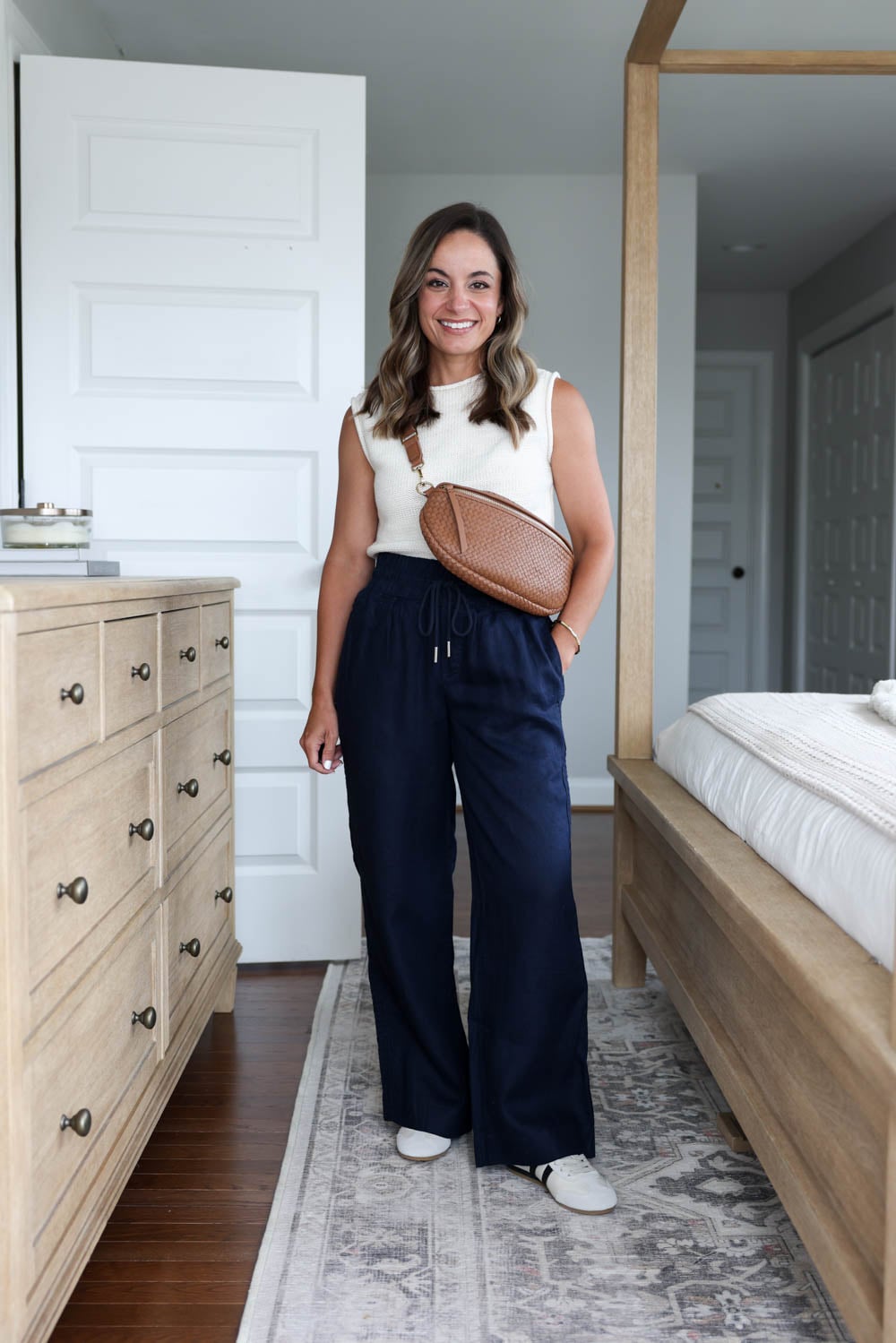 Three summer outfits with sneakers for petites | summer sneakers outfits | summer outfit with linen pants and sneakers