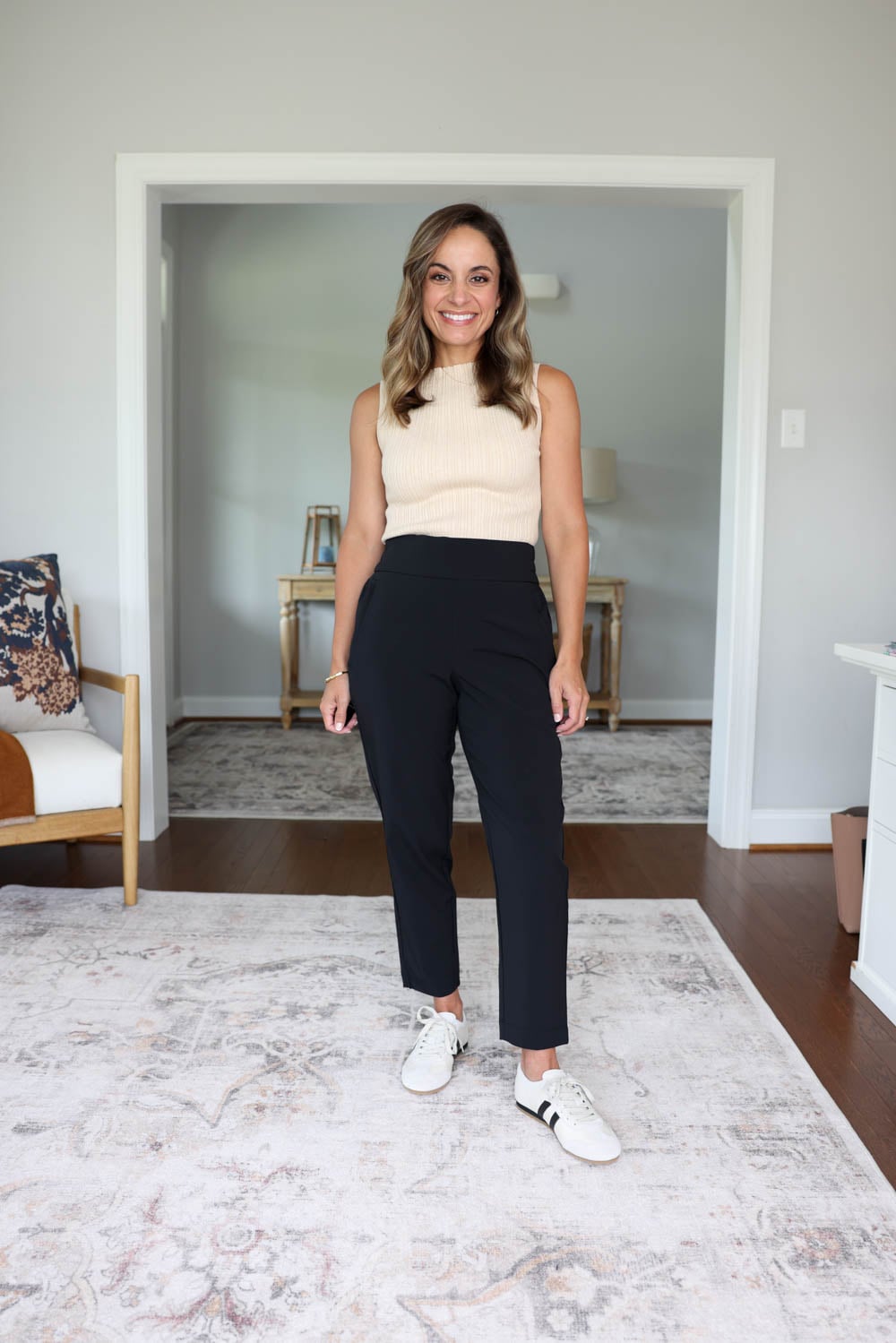 Petite-friendly pants from LOFT | active pants for petites | no wrinkle pants for petites