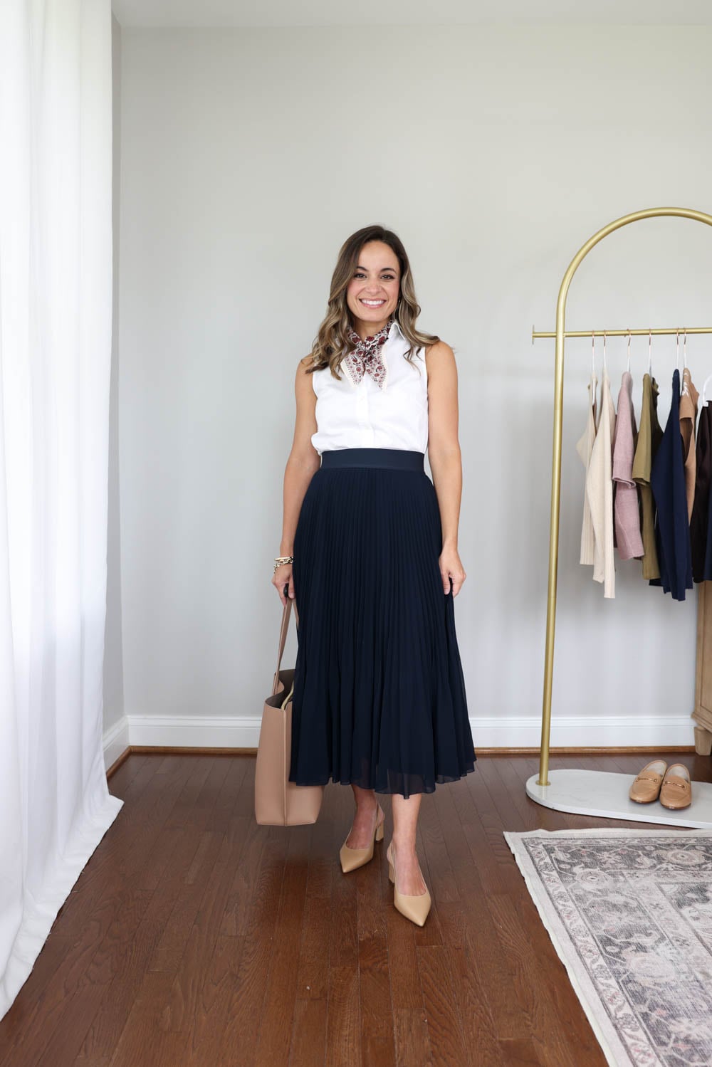 Petite-friendly mini capsule business casual wardrobe with 10 items and 20+ outfits via pumps and push-ups blog