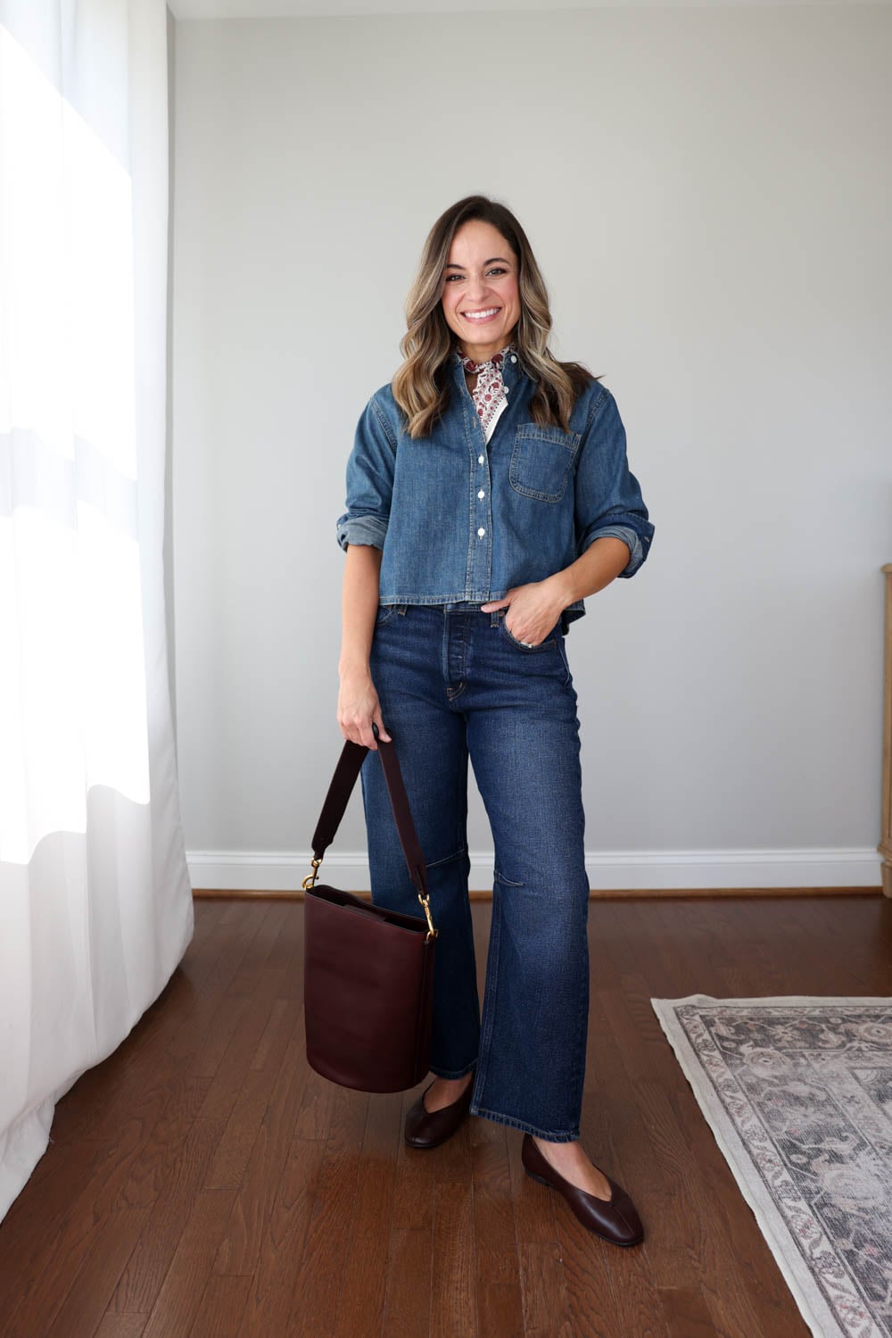 Petite-friendly fall outfits with barrel jeans | barrel jeans outfits | petite barrel jeans