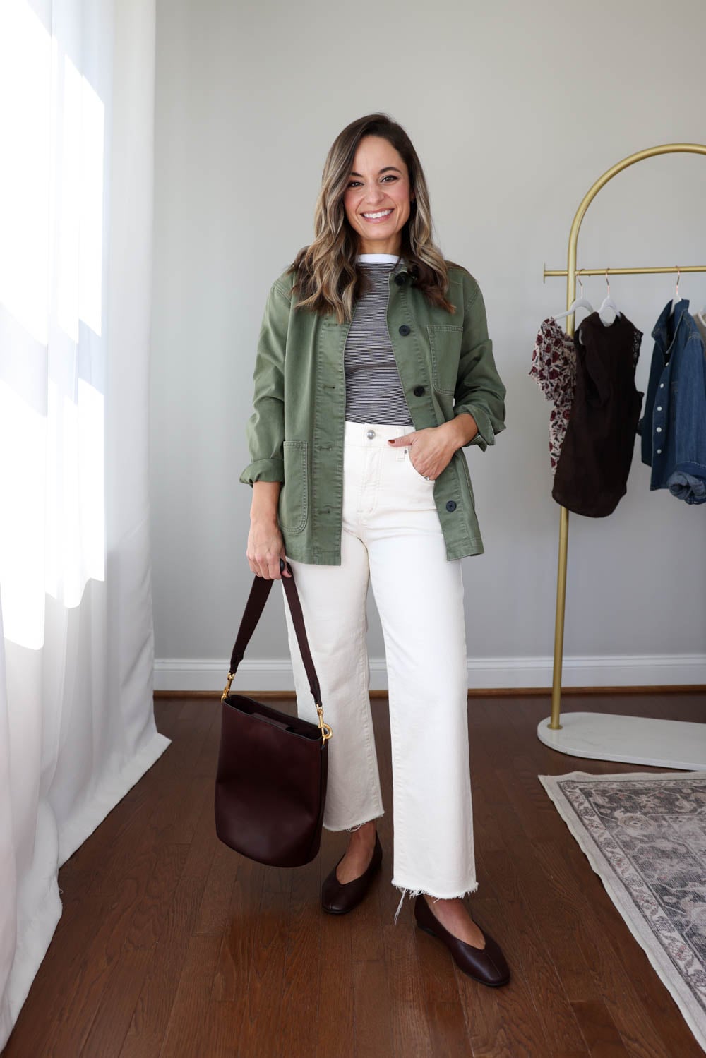 Petite-friendly mini capsule for early fall via pumps and push-ups blog | ecru jeans outfit for early fall 