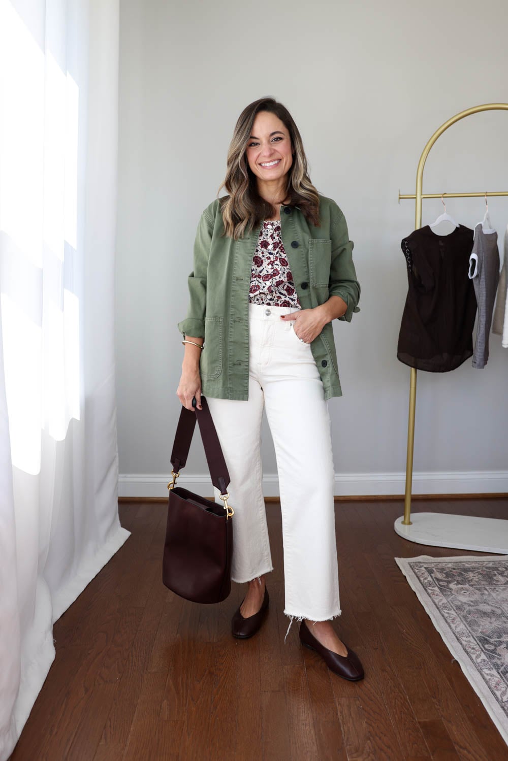 Petite-friendly early fall capsule wardrobe | 13 items 20 outfits for petites | mini capsule wardrobe for fall 