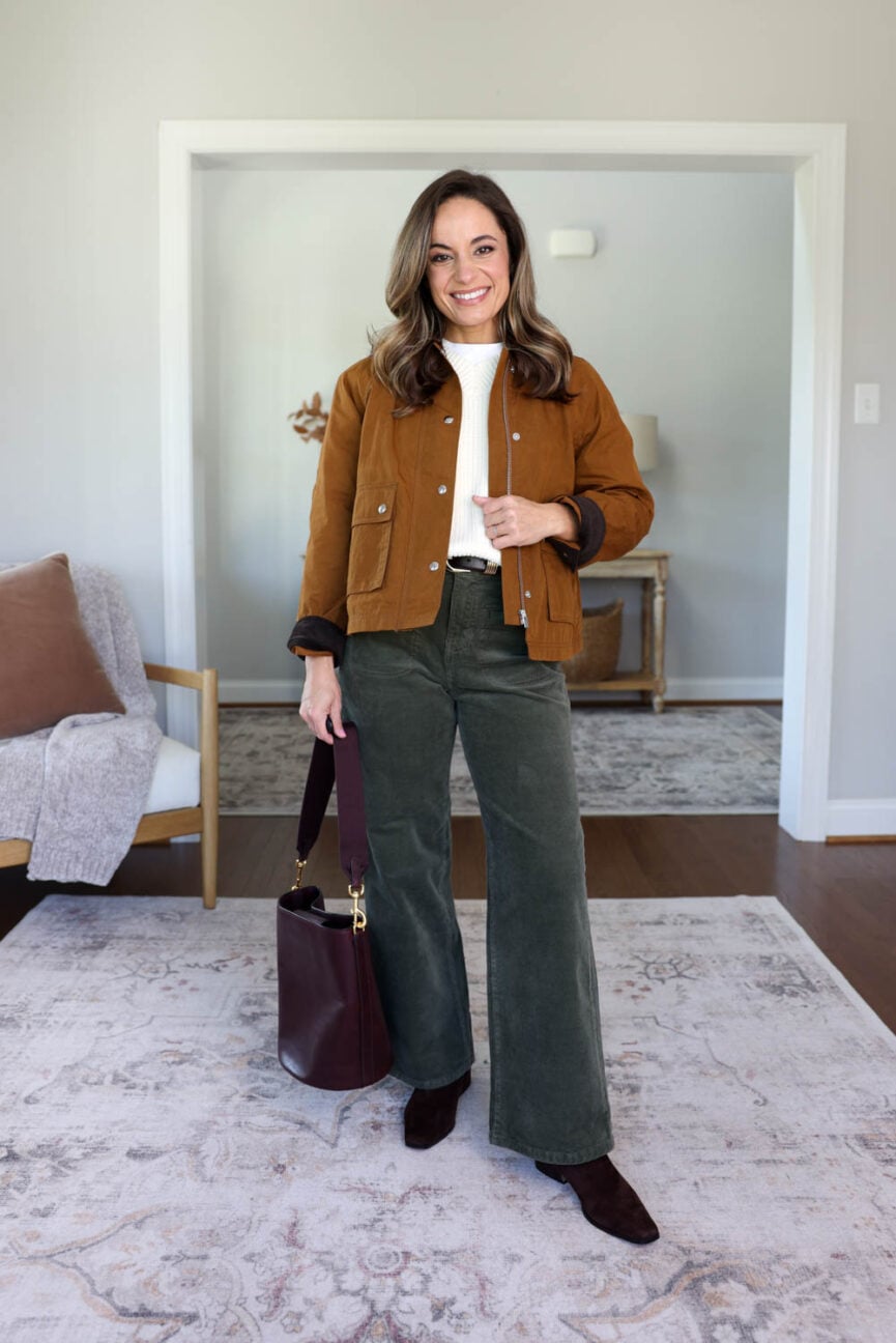 25 piece fall capsule wardrobe for petites via pumps and push-ups blog | petite friendly fall capsule wardrobe | petite-friendly fall outfits | 25 items 40 outfits