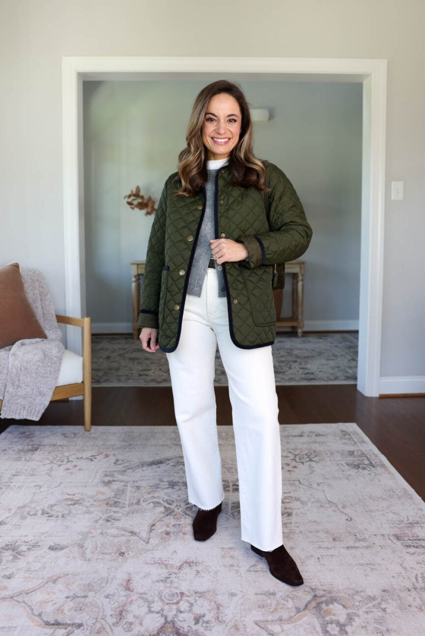 25 piece fall capsule wardrobe for petites via pumps and push-ups blog | petite friendly fall capsule wardrobe | petite-friendly fall outfits | 25 items 40 outfits
