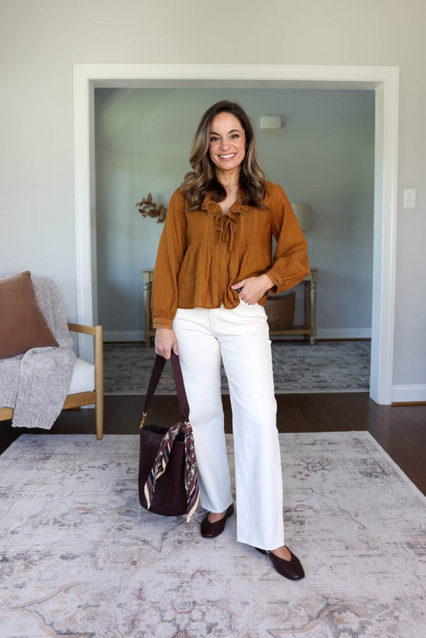 25 piece fall capsule wardrobe for petites via pumps and push-ups blog | petite friendly fall capsule wardrobe | petite-friendly fall outfits | 25 items 40 outfits
