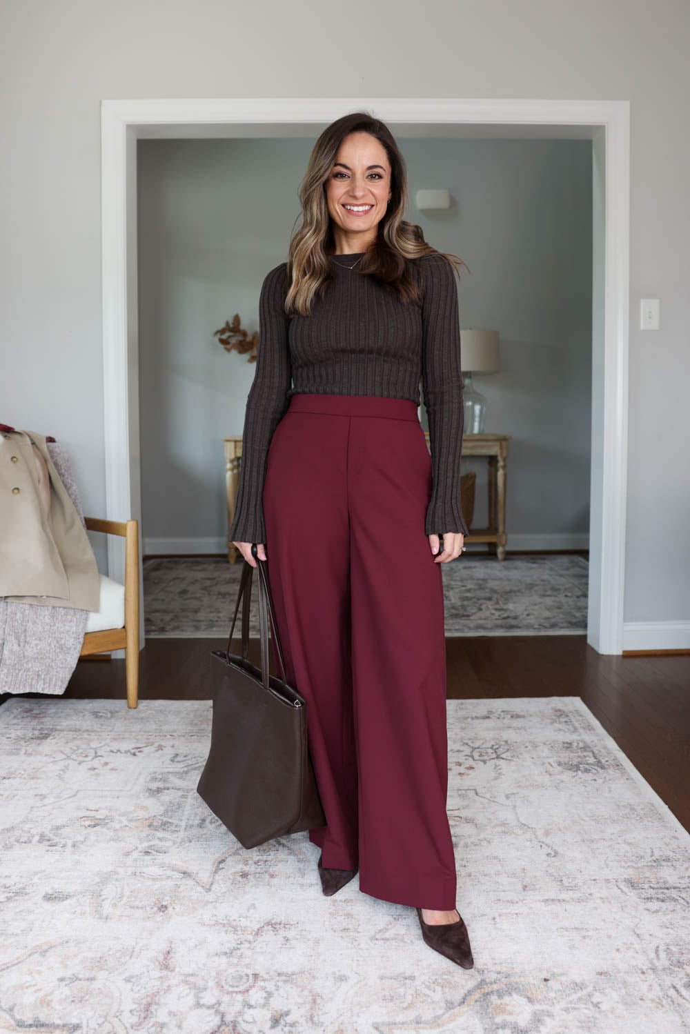 Petite-friendly outfits for work with burgundy pants | petite-friendly fall workwear capsule wardrobe | business casual outfits for petite women