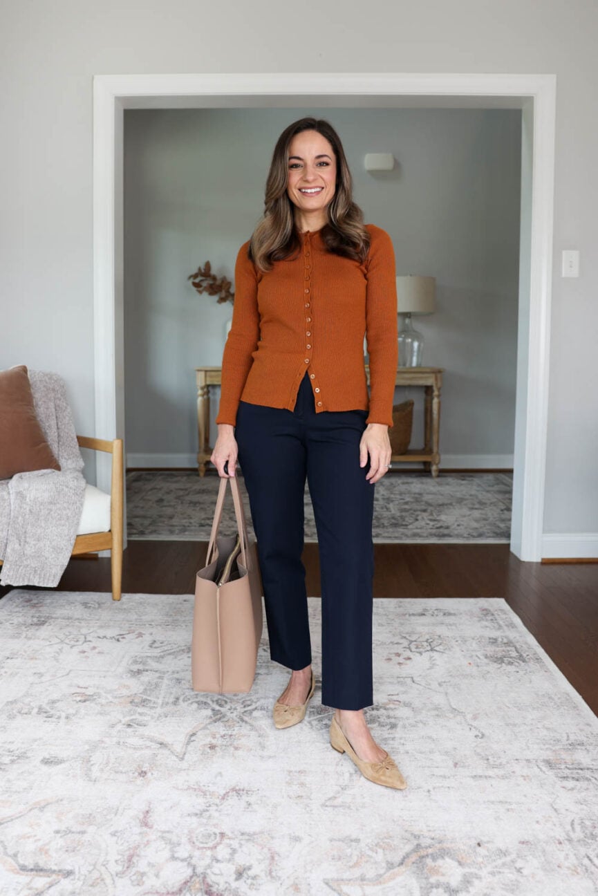 Petite-friendly fall workwear capsule wardrobe | petite workwear | fall outfits for work | petite fashion