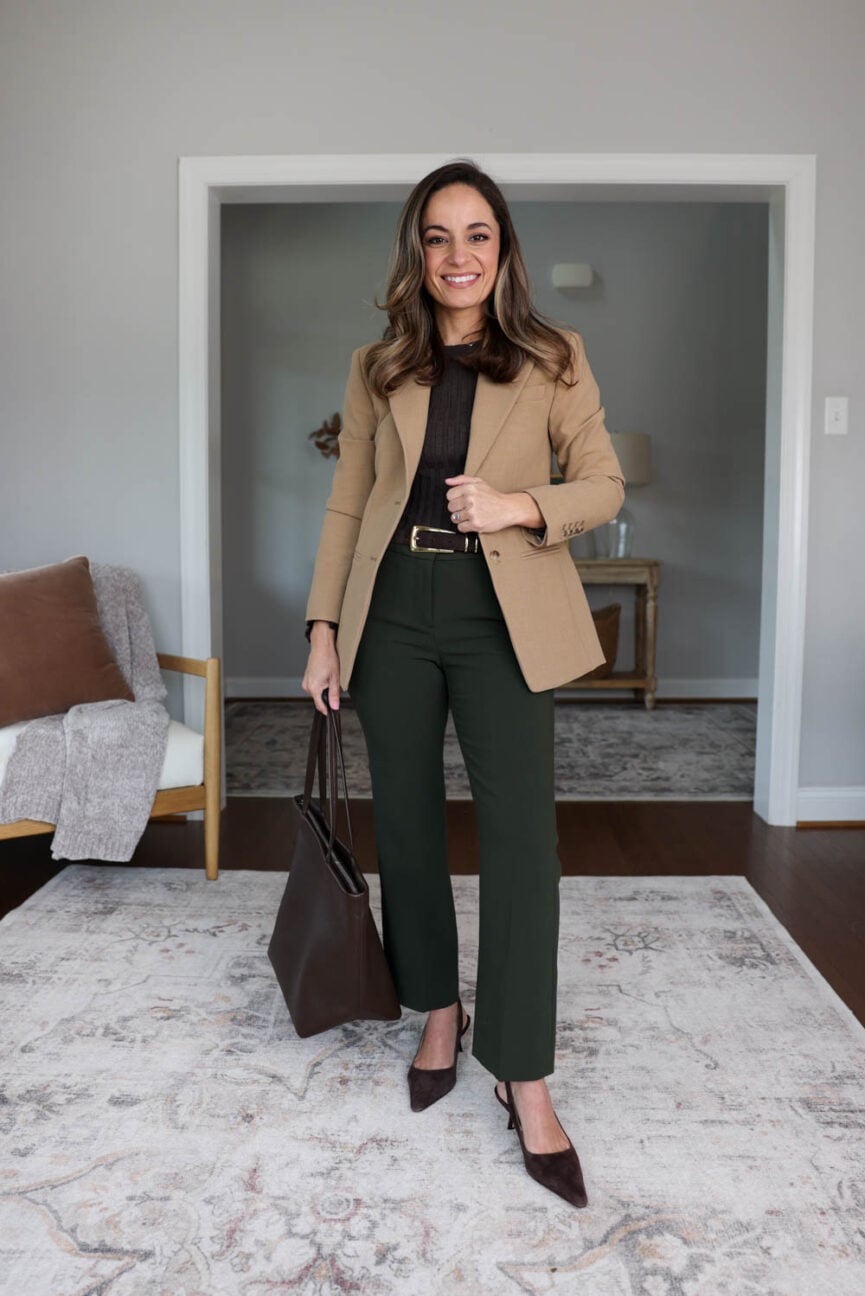 Petite-friendly fall workwear capsule wardrobe | petite workwear | fall outfits for work | petite fashion