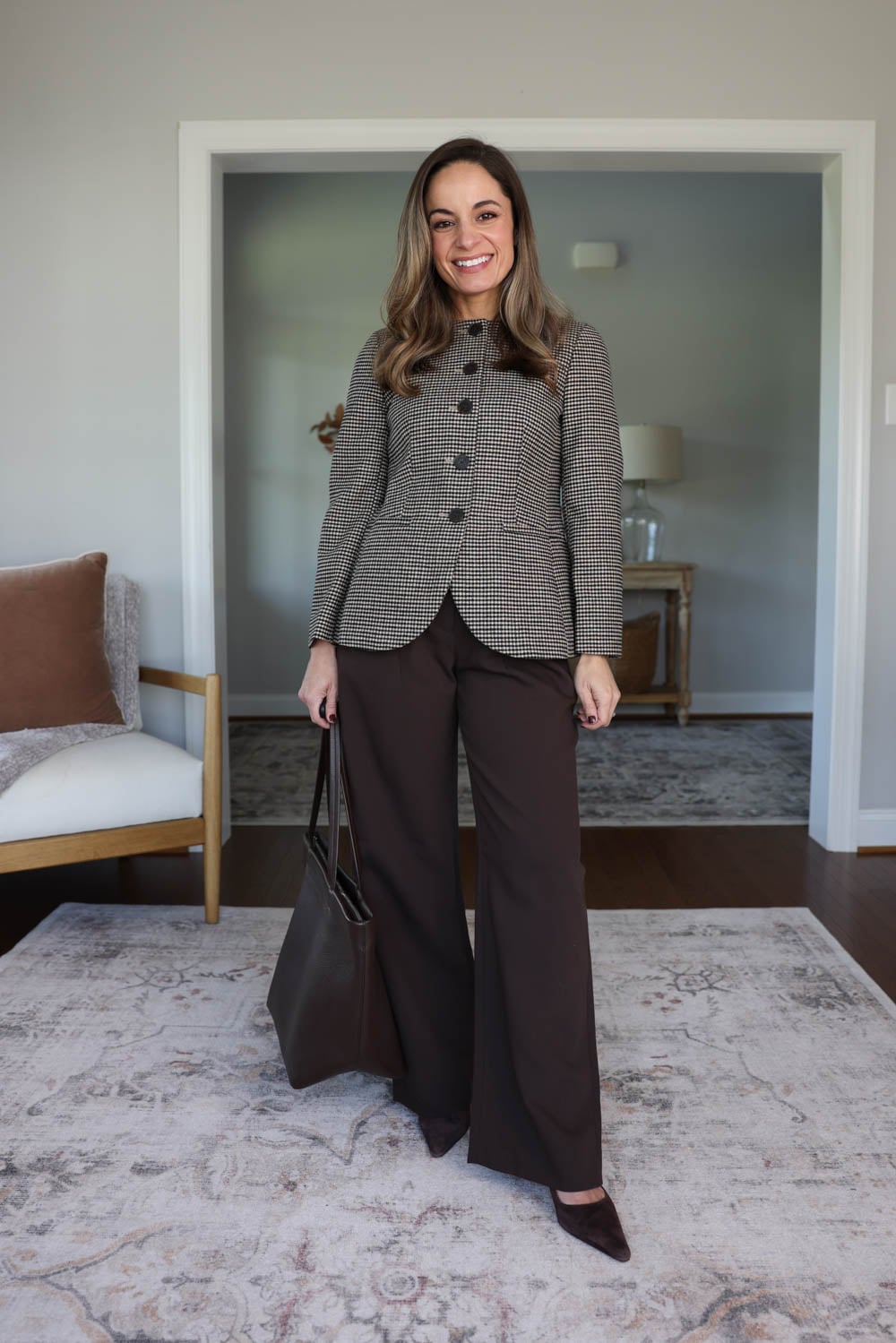 Petite-friendly outfit for work via pumps and push-ups blog | petite workwear | outfits for work with chocolate brown pants