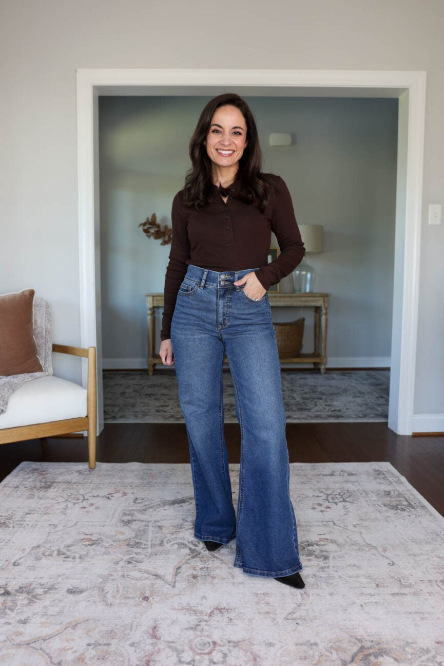 A review of jeans and pants from Walmart on a petite 4'10' frame. How do Walmart jeans fit petites